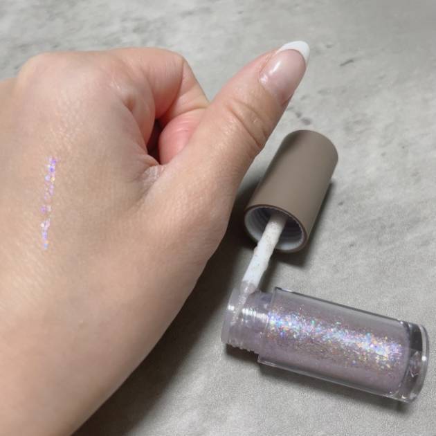 大人のラメはこう仕込む！ホリデーシーズンに使えるキラキラメイク