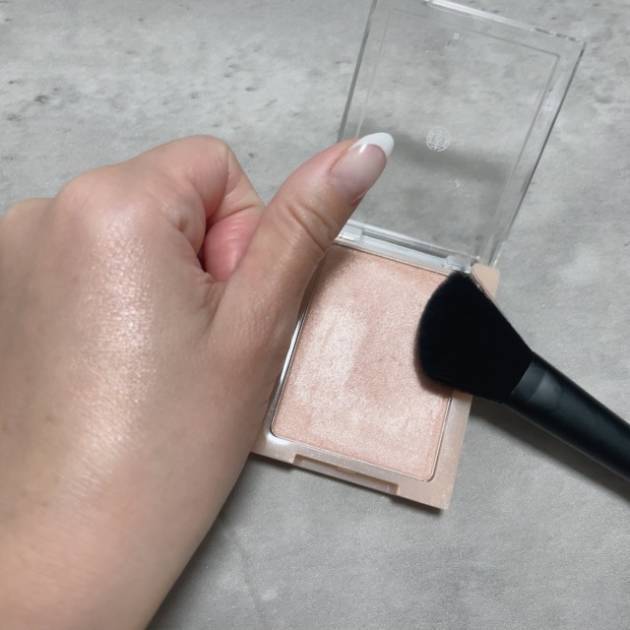 大人のラメはこう仕込む！ホリデーシーズンに使えるキラキラメイク