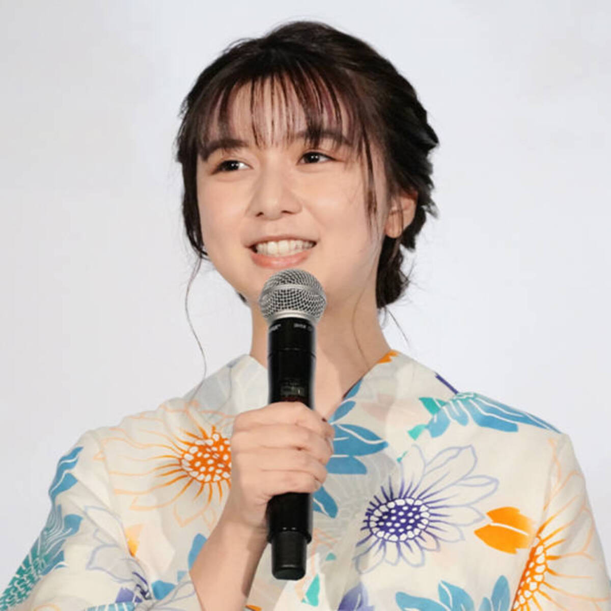 上 白石 萌 歌 ハーフ