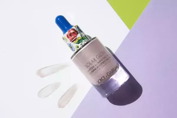 ドルチェ＆ガッバーナ ビューティ、完売していた「ソーラーグロウ　ユニバーサル ルミネーティングドロップス」を再入荷