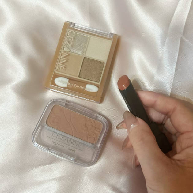 秋冬の垢抜けに迷ったら見てほしい！トレンドメイクの5つポイント