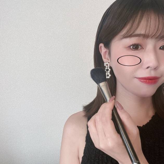 チークのW使いでリフトアップ！？血色感＆若見えする塗り方テクニック