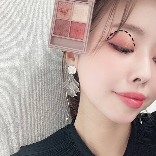 春の垢抜けメイクで気をつけるのは3つだけ！簡単トレンド顔になるコツ