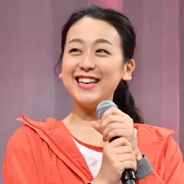 浅田真央、華麗なスケートで模様を描く“コンパルソリー”披露し反響「銀盤のアーティスト」「永遠に見ていられる」