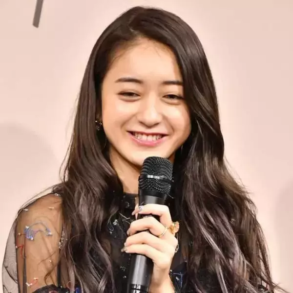 「年女です」みちょぱ、キュートな“トラ耳”SHOTに反響「めちゃ可愛い」「相変わらず最高」