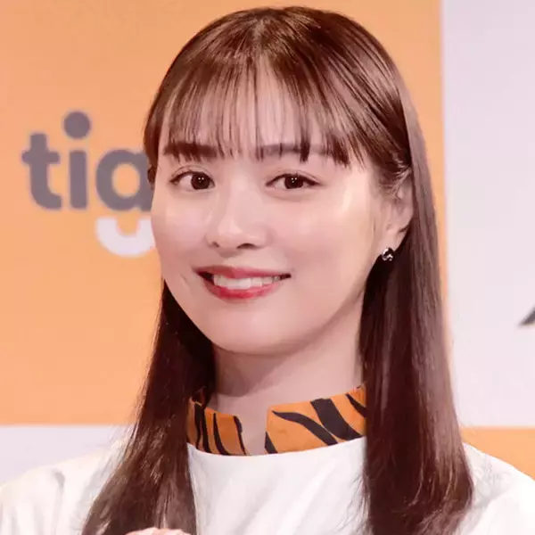 内田理央「長くお出かけする日は」唇荒れしにくい信頼のリップティント