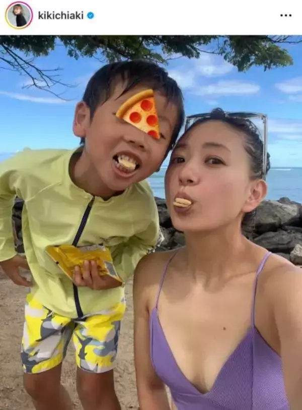 伊藤千晃、6歳息子とハワイの海でサーフィン！お茶目SHOTに反響「楽しそう」「日に日に似てきてる！？」
