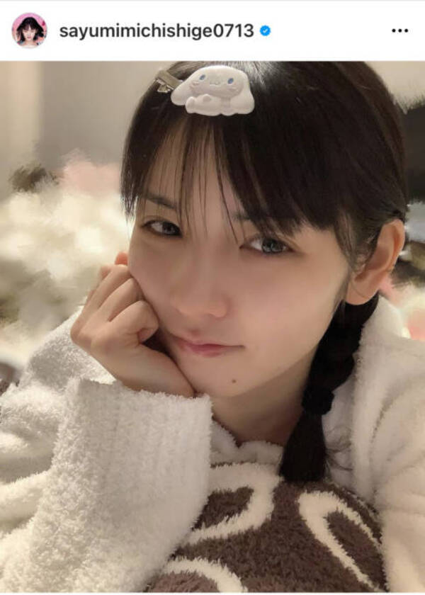 道重さゆみ すっぴん の寝転がりshotに反響 すっぴん天使 全てが愛おしい 22年2月7日 エキサイトニュース