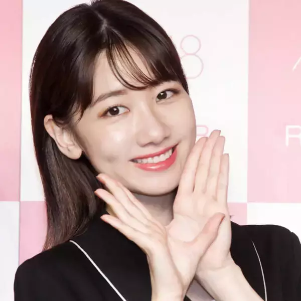 柏木由紀「めっちゃどハマり」うるおい＆ツヤが叶う新作メイク下地の使用感を語る