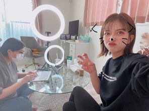 辻希美、新居の屋上での三男の“日向ぼっこ”SHOTを公開「気持ちが良いです」