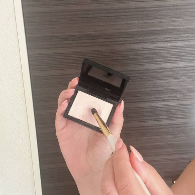 一瞬で顔が盛れる！ワンポイントで垢抜けするメイクテクニック