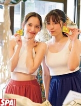 都丸紗也華＆都丸亜華梨、肌見せコーデでにっこり！“最強のグラビアシスターズ”が息の合ったポージング披露