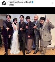 横浜流星、最終回の『べらぼう』キャスト陣とパシャリ！万感の思い明かす「最後まで蔦重の生き様を…」