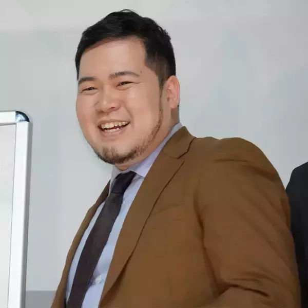 令和ロマン・松井ケムリ「バランスも凄かった」自身が使用したい爽やか香水をチョイス