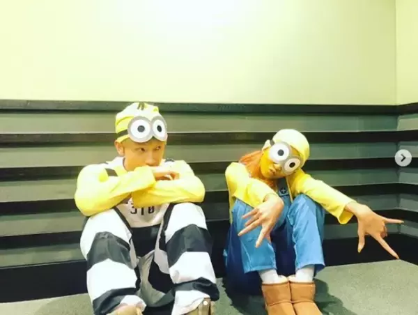 AAAの與真司郎、青山テルマとの“ミニオンのハロウィンコス”SHOTに反響続々「めっちゃ可愛い」