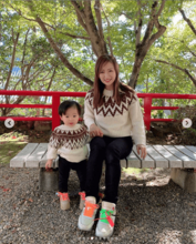 「めっちゃ可愛い」愛川ゆず季、1歳5ヶ月息子との“親子ペアルック”SHOT公開で「真似っ子したい」の声