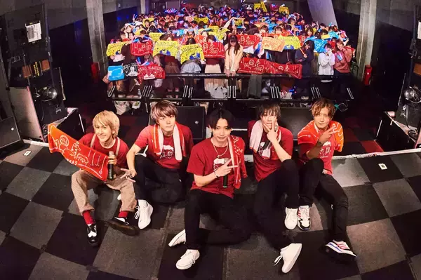 CUBES、東名阪ツアー・ファイナル、大阪で幕を閉じる