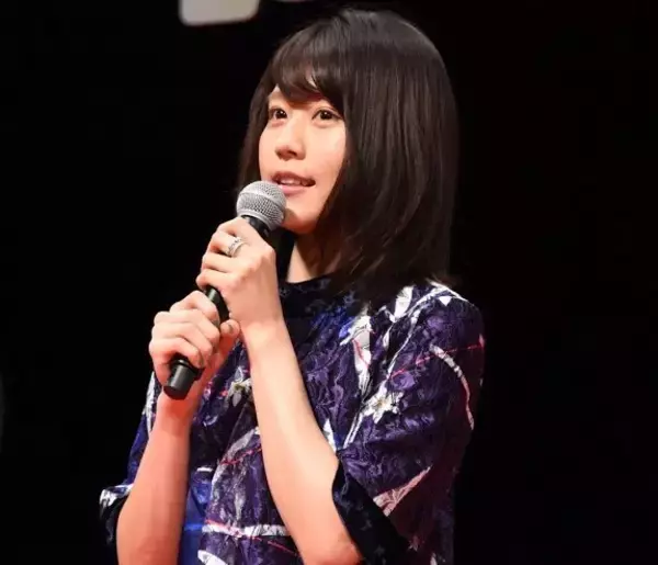 浜辺美波、有村架純の優しさあふれる行動明かし「本当に素敵な先輩」