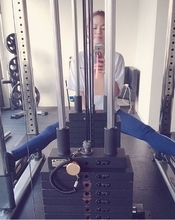 「レベル高すぎ」MAX・LINA、トレーニング写真＆DA PUMP・KIMIとの朝トレ動画に反響「筋肉ありますね」