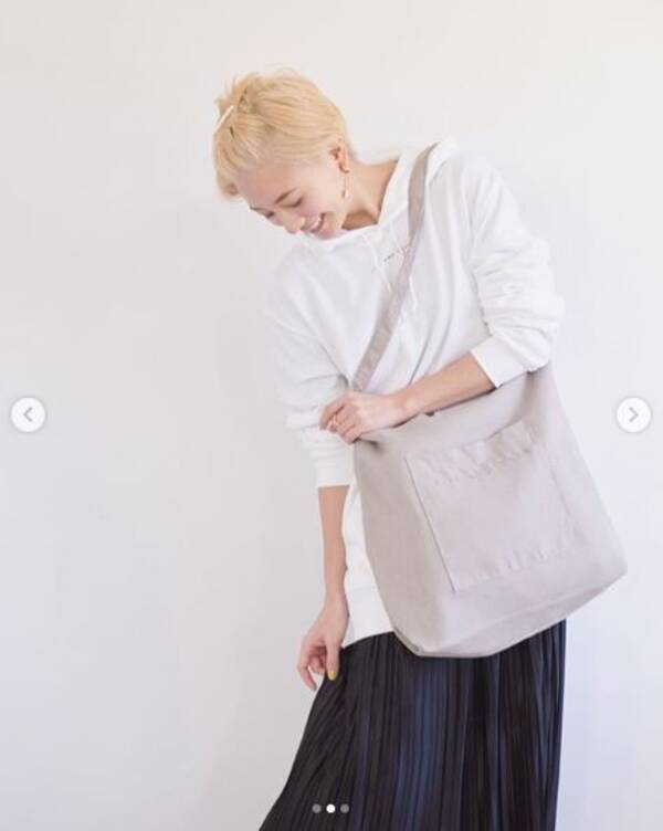 伊藤千晃 金髪ショート 前髪アップの笑顔shotに反響 オシャレでかわいい 天使 年4月10日 エキサイトニュース