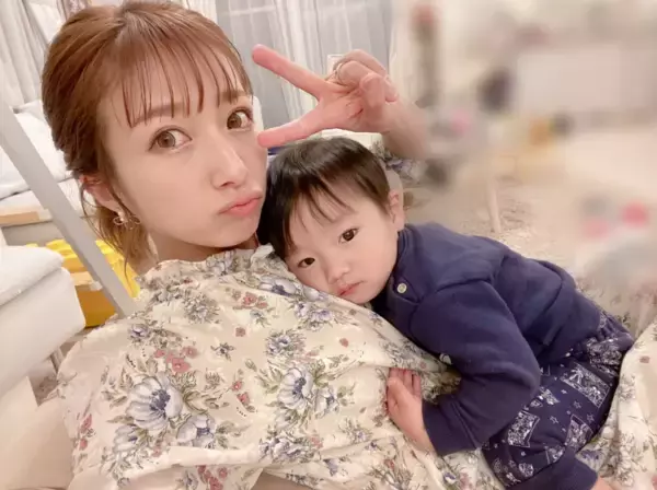 辻希美、三男との密着2SHOT公開＆長女の手作りピザを絶賛「尊敬しかございません」