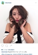 AAA・伊藤千晃、“うにゅ”っとした顔と大胆露出の胸元に「エロ可愛い」