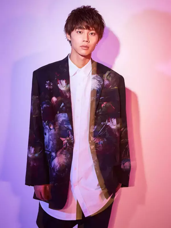 SOLIDEMO 手島章斗、ソロ初デジタルリリース楽曲「大好き。」ジャケット写真解禁