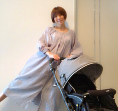 妊娠9カ月のhitomi、ベビーカー購入で出産準備＆夫に委ねた次男の入園式を報告「頑張れ3歳児」