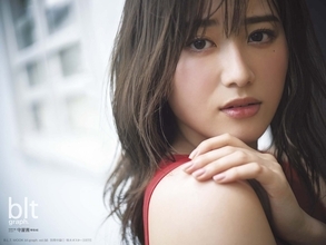 欅坂46・守屋茜、柔らかく透明感のある“眼差しSHOT”を公開