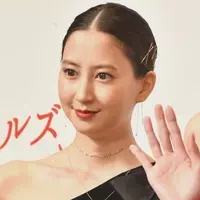 出川哲朗と 夫婦 に間違えられた河北麻友子 ホームタウンnyをペアルックで 17年1月17日 エキサイトニュース