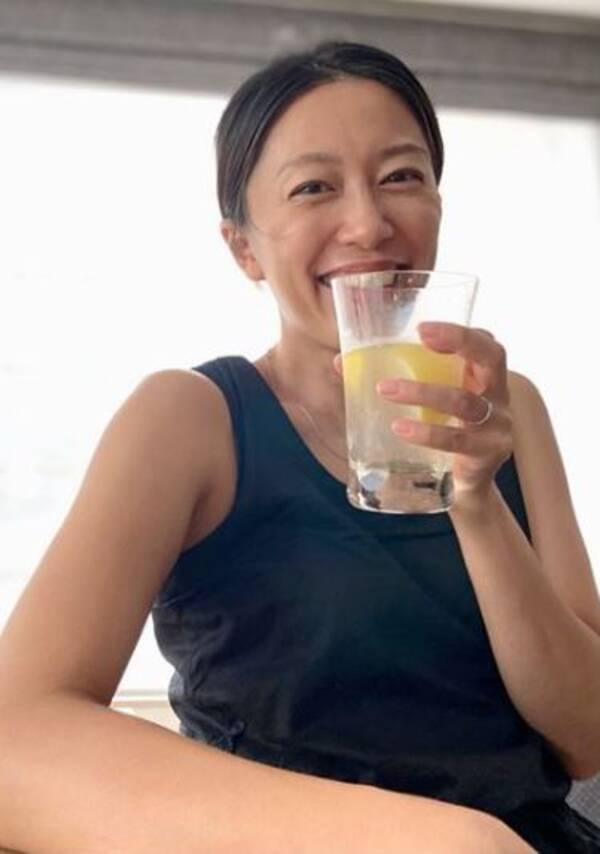 里田まい 笑顔shot公開 撮影者を明かし反響 爽やかなスッピン 画になります 年7月27日 エキサイトニュース