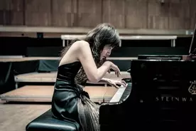 日本人ピアニストの超絶テクニックに一部の外国人がざわついている模様 嫉妬以外の感情が湧かない ピアニストというよりdj 年8月29日 エキサイトニュース