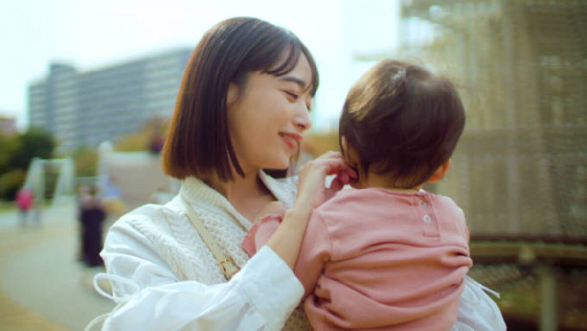 人気モデル 近藤千尋が2人の愛娘と一緒に初のcm撮影 すっぽん小町 新cm放映開始 年12月4日 エキサイトニュース