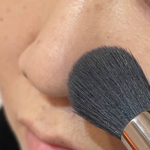 【プロが教える】毛穴落ち小鼻をレスキュー！メイク直しはプチプラで♪