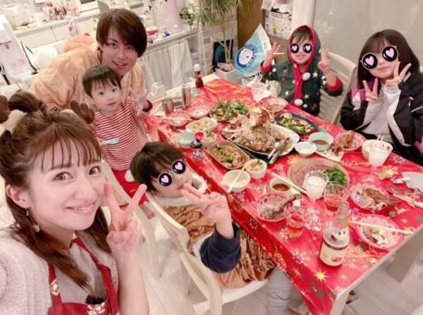 辻希美 家族6人のクリスマスパーティ 豪華ディナーを公開 かぁさん大満足です 年12月25日 エキサイトニュース