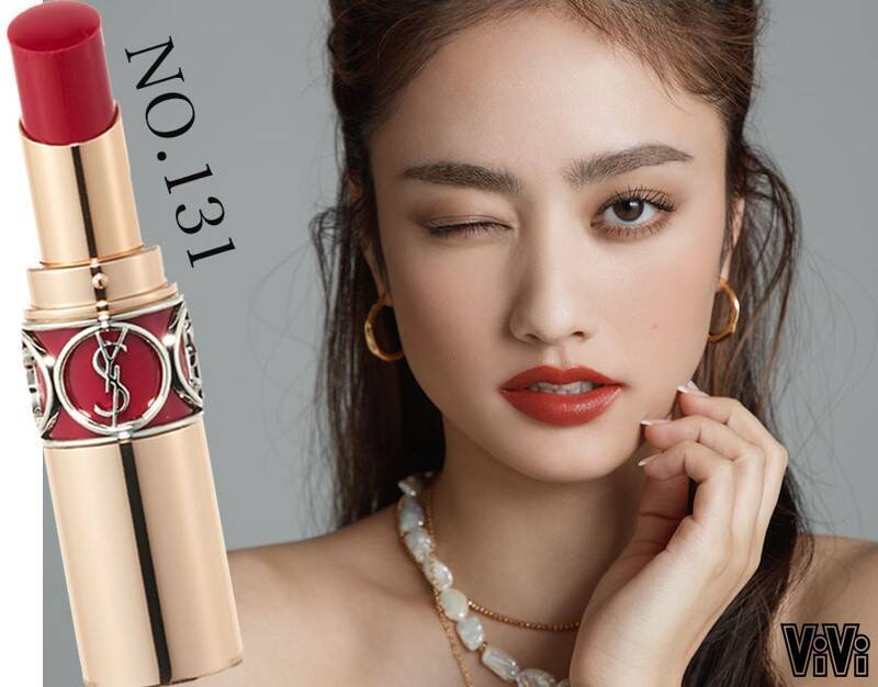 YSLアイコンリップの新色をまとう、谷まりあ「ViVi」初単独表紙が公開