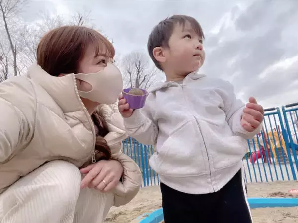 辻希美、三男のヨーグルトだらけな“モグモグTime”公開「一生懸命食べてるから見守りました 笑」