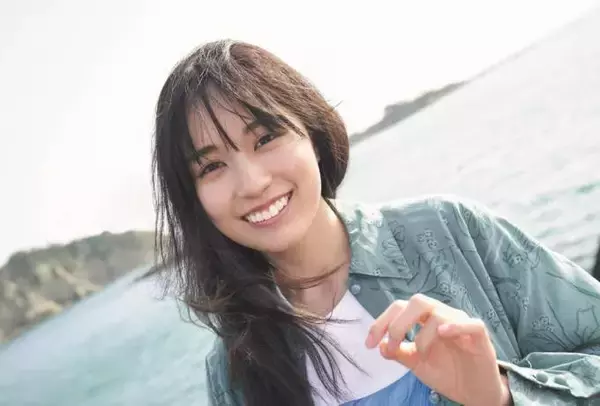 乃木坂46・賀喜遥香、さまざまな“かっきースマイル”を披露