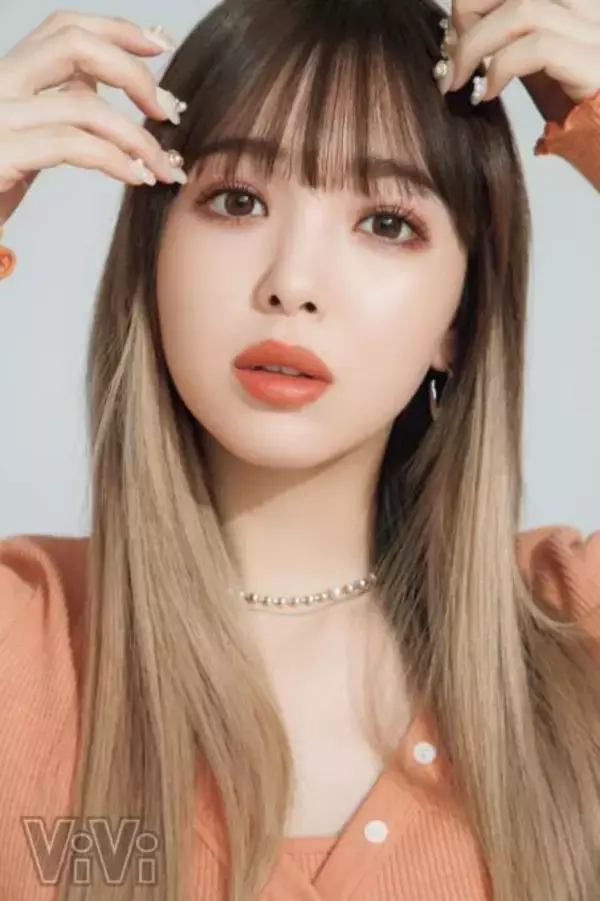 藤田ニコル、初夏のジューシー＆目ヂカラ“セルフメイク”披露