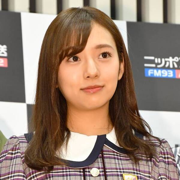 細い 乃木坂46新内眞衣 上品な衣装の微笑みshotに反響 綺麗すぎて注視できない 21年6月17日 エキサイトニュース