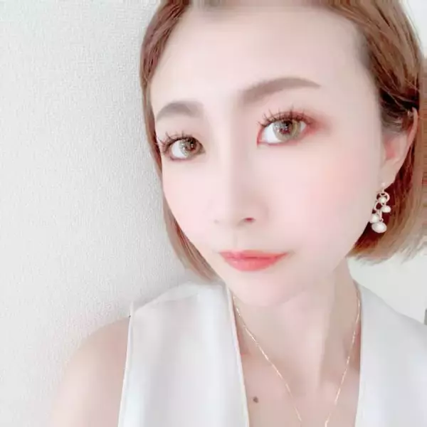 失敗がちアイラインは極細ライナーで垢抜け！目力アップできるラインの引き方