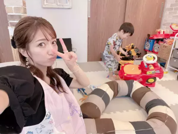 「可愛過ぎた」辻希美、三男の“激かわ”サングラス姿＆兄弟のマッタリ3SHOT公開「このまま止まってほしい～」