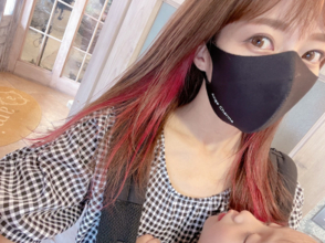 辻希美、耳回りをピンクに染めたイヤリングカラー＆七夕風ご飯を披露「嬉しっ」