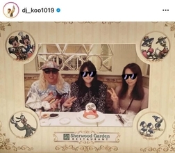 DJ KOO、娘の誕生日＆大学院合格を祝う家族3SHOTを公開し反響「いいパパ」「幸せ家族」