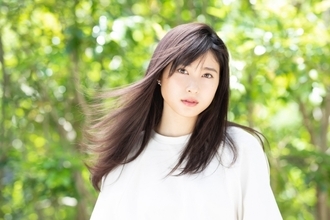 土屋太鳳、幼少期に木村拓哉のロケに“遭遇”したエピソード明かす「外から見えるんですよね」