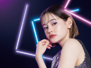 リンメル、LONDONのナイトストリートで輝くフラッシュライト＆ネオンを浴びた「ライトコレクション」が限定発売