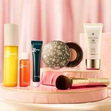 「オンリーミネラル」2021ホリデーキット『Happiness』『Freedom』販売開始