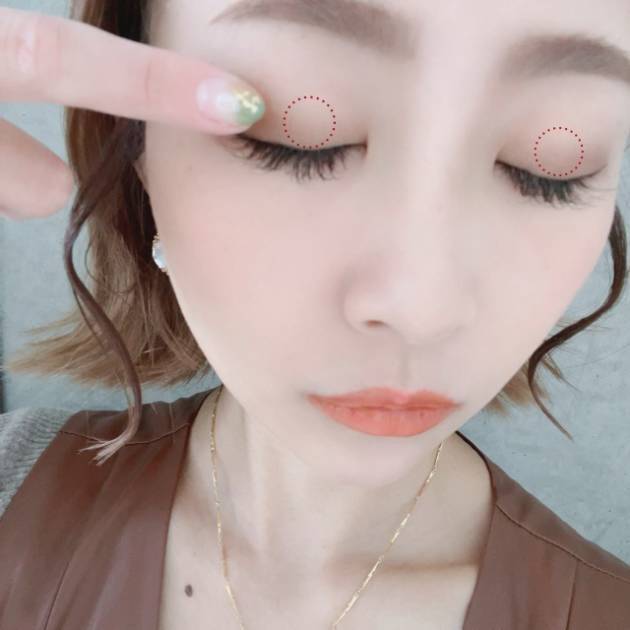 ホリデーシーズン到来！この冬買い足すべきは気分上がるキラキラコスメ