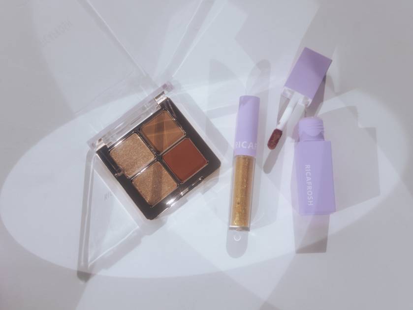 『RICAFROSH』初のクリスマスコフレ「サンタプライズボックス」Green / Pink 限定発売