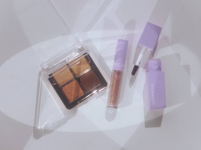 『RICAFROSH』初のクリスマスコフレ「サンタプライズボックス」Green / Pink 限定発売